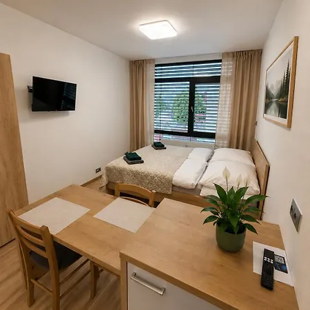 Aparthotel Microbyty & 3*